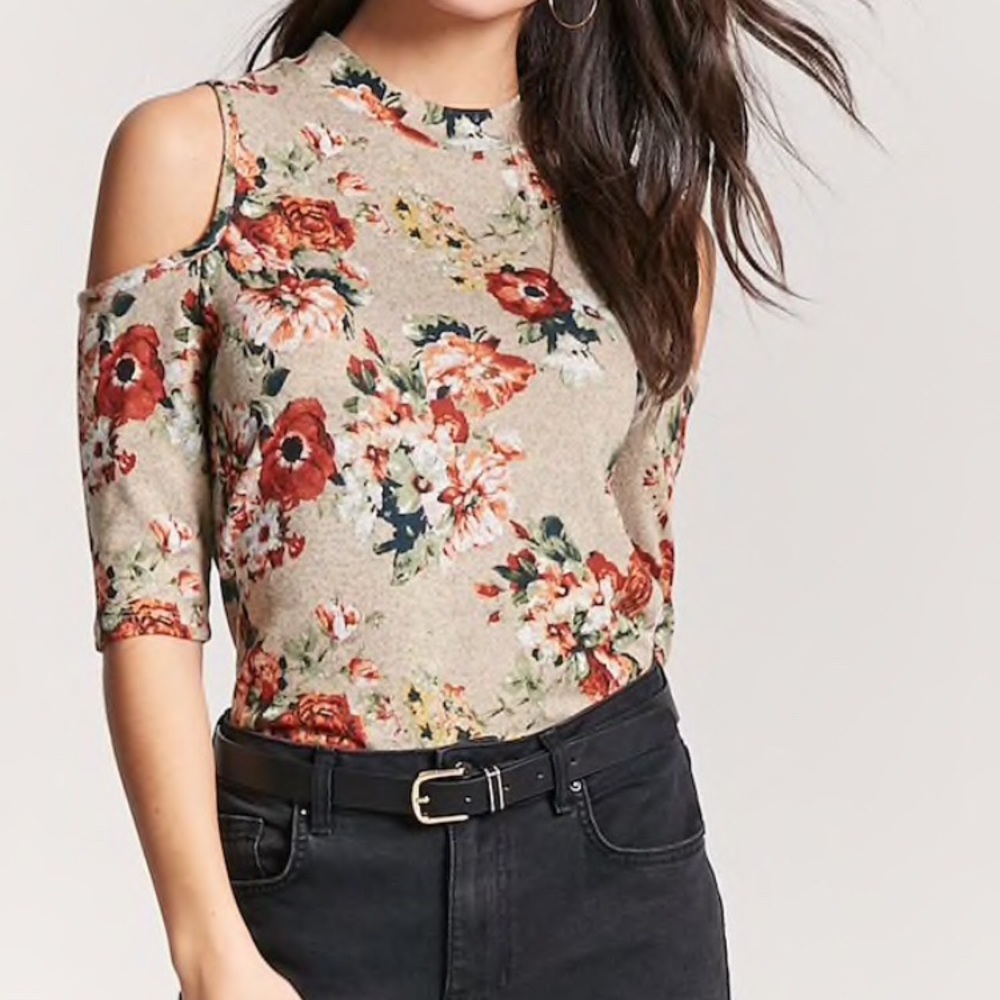 Floral Could-Shoulder Blouse